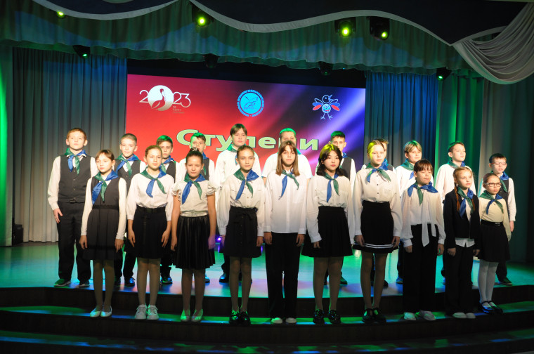 В МАОУ СОШ № 25 прошел школьный конкурс-фестиваль «Ступени к творчеству».